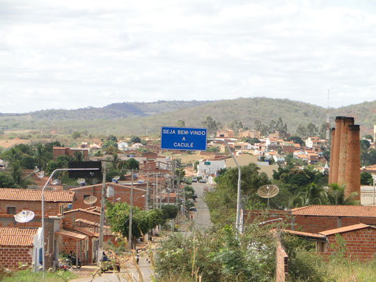 Com Bolsa Família, 6,3% das famílias de Caculé saem da pobreza