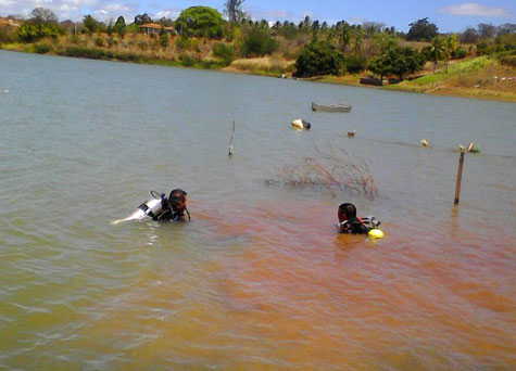 Caculé: Bombeiros resgatam corpo de homem desaparecido na Barragem do Comocoxico