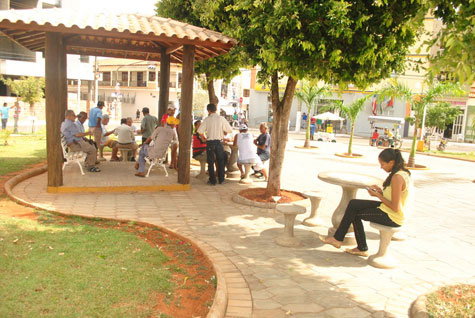 Praças de Caculé possuem acesso gratuito à internet Wi-Fi