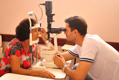 Governo de Caculé realiza atendimento pelo Projeto Glaucoma