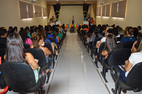 Governo de Caculé promove I Seminário de Garantias dos Direitos da Criança e do Adolescente 