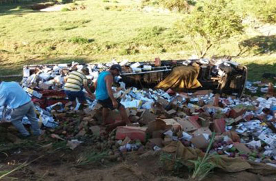 Carreta de Brumado se envolveu em acidente que vitimou motociclista na  BR-030 em Caetité - Achei Sudoeste