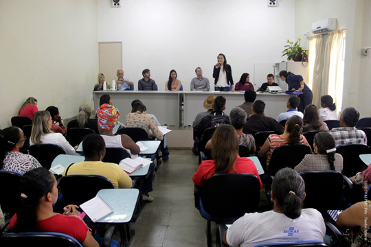 Prefeitura apresenta ações para associações da zona rural na cidade de Caetité