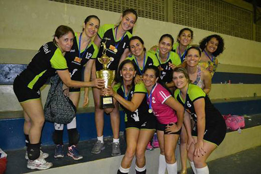 Seleções de Brumado vencem 1º Torneio de Vôlei Regional de Caetité