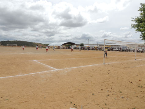 Brumado: Hortêncio goleia Crediário no campeonato do São Félix