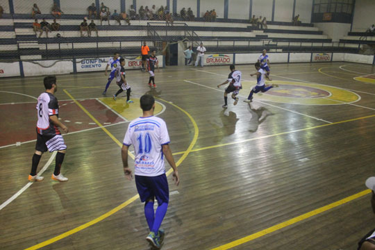 Ajax e Big Lanche garantem vaga antecipada para as semifinais do brumadense de futsal