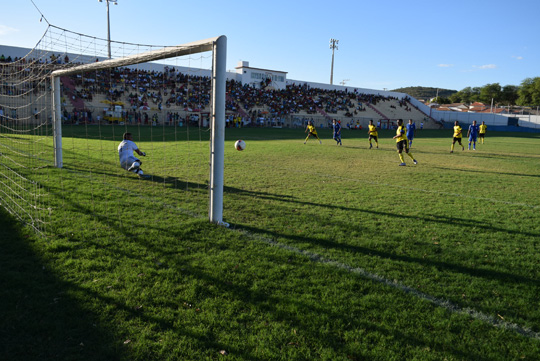 Umburanas empata com Califórnia e Real vence pelo Campeonato Brumadense de Futebol