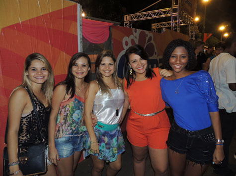 Brumado: Confira as fotos do primeiro dia de carnaval