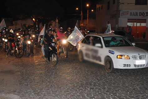 Eleições 2014: Com direito a carreata, PV inaugura comitê em Brumado