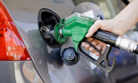 Gasolina, diesel e etanol atingem o maior valor em 1 ano, diz ANP