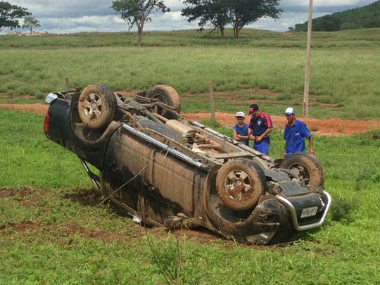 Família de Brumado sofre acidente de carro em rodovia do estado de Minas Gerais