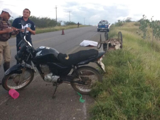 Catador de reciclados morre após ser atropelado no anel rodoviário da BR-030 em Brumado