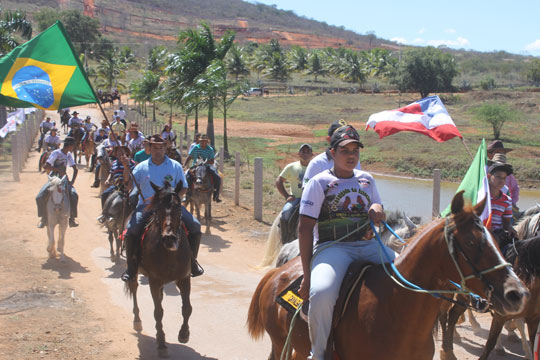 Fotos: 4ª Cavalgada da Associação do Lamarão em Brumado