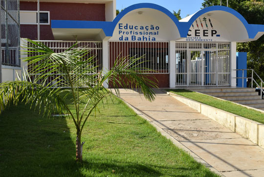 Brumado: CEEP anuncia retorno das aulas após governo contratar novos servidores para educação