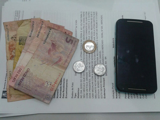 PM prende ladrão e receptador de aparelho celular no centro de Brumado