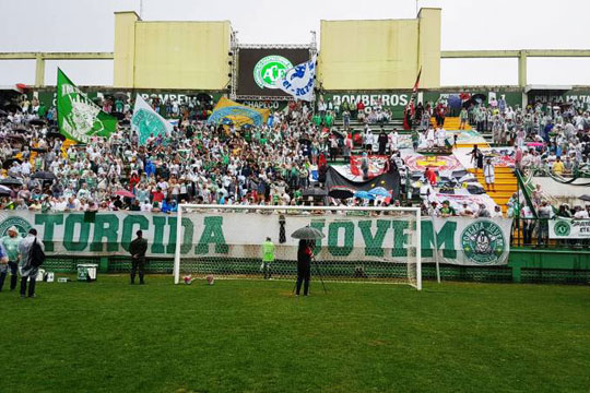  Velório em Chapecó une torcidas de vários clubes