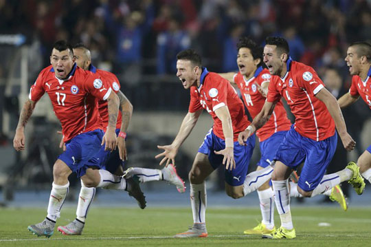Chile leva 1º título de sua história ao vencer a Argentina