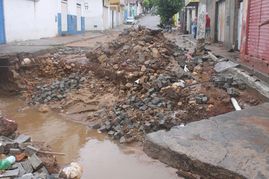 Chuva volta a castigar a cidade de Brumado