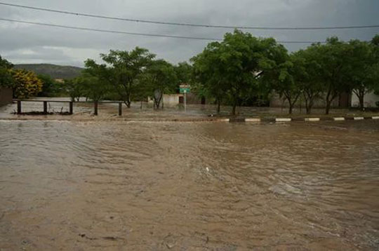 Chuva forte causa estragos em Rio de Contas