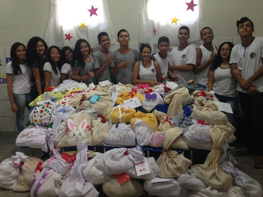 Brumado: Centro Municipal de Educação Agamenon Santana promove Páscoa Solidária