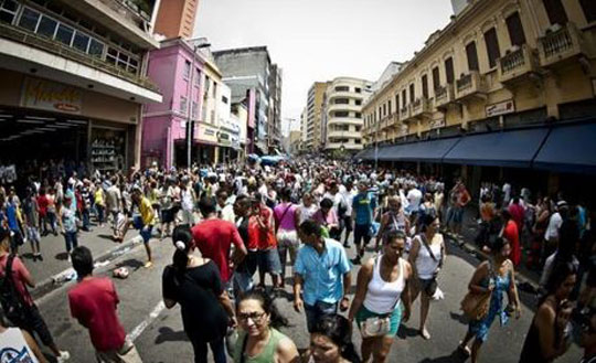 Brasil fica em 42º entre 133 países em ranking de progresso social