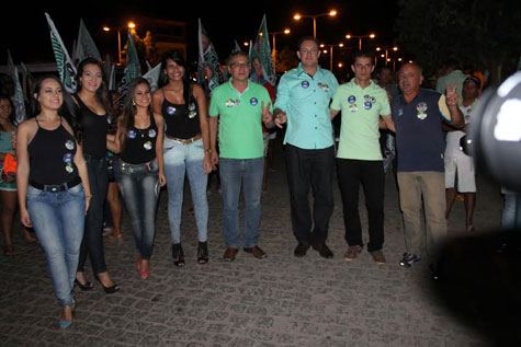 Eleições 2014: Com direito a carreata, PV inaugura comitê em Brumado