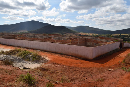 Brumado: Obras da nova escola de Tempo Integral em Ubiraçaba seguem em ritmo acelerado