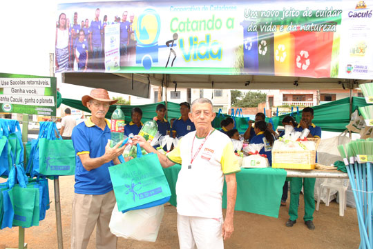 Caculé: Cooperativa de Catadores Catando a Vida completa oito anos de existência