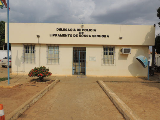 Detento morre após ser estrangulado na cadeia de Livramento de Nossa Senhora