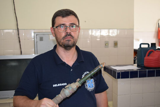 Presos confeccionam armas artesanais para confrontar policiais civis em Brumado
