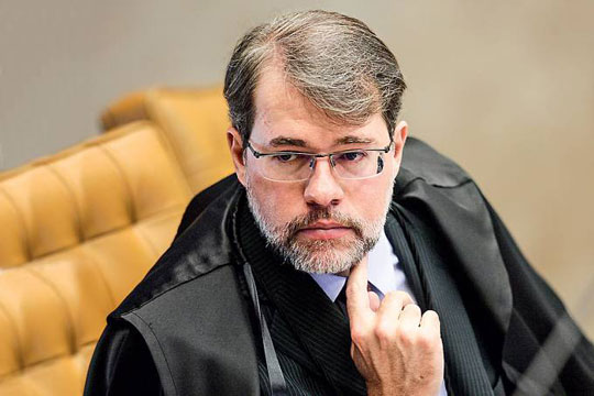 Alvos da Lava Jato pagaram R$ 300 mil para escritório de mulher do ministro Dias Toffoli