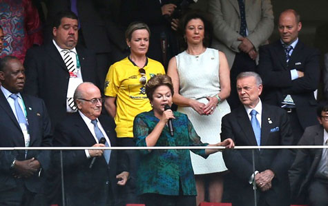 Dilma é vaiada na abertura da Copa das Confederações