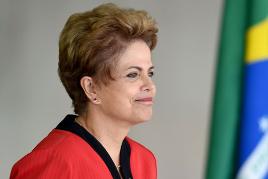 Dilma recorre ao STF e pede novo julgamento do impeachment