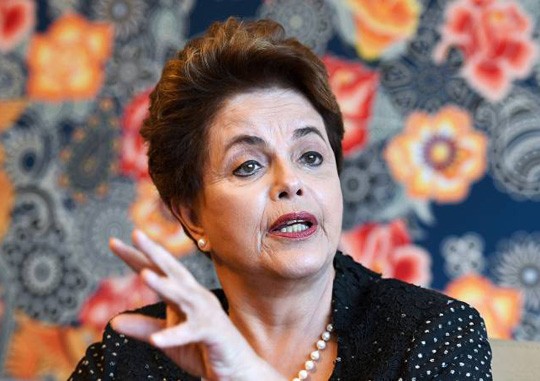 Dilma entra com novo recurso para tentar voltar à Presidência