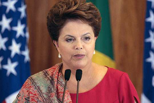 Dilma diz que vê 'luz no fim do túnel' na crise econômica