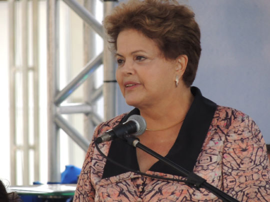 Comissão aprova impeachment contra a presidente Dilma Rousseff