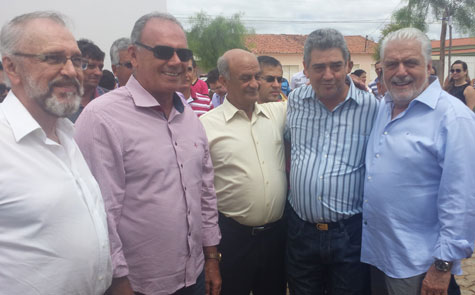 Dom Basílio: Governador visita cidade e prefeito Aguiberto participa do evento