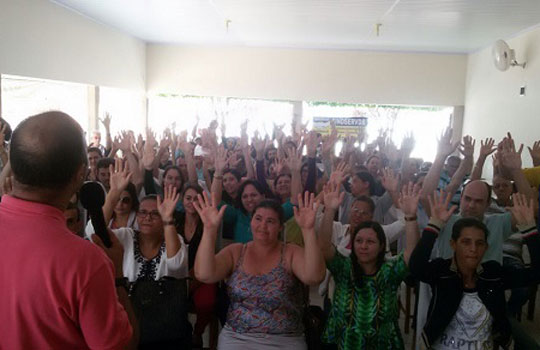 Servidores de Dom Basílio aprovam greve a partir da próxima segunda (17)
