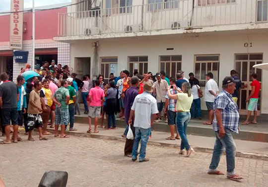 Educação em Dom Basílio está atravessando pior crise da história, diz sindicato