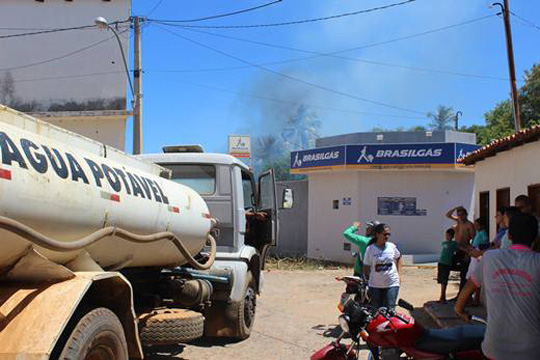 Queimada próximo a depósito de gás põe em risco moradores de Dom Basílio