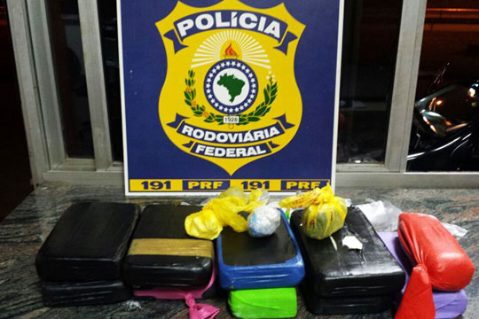 10 kg de cocaína, que seria levada para Ibiassucê, é apreendida em Minas Gerais