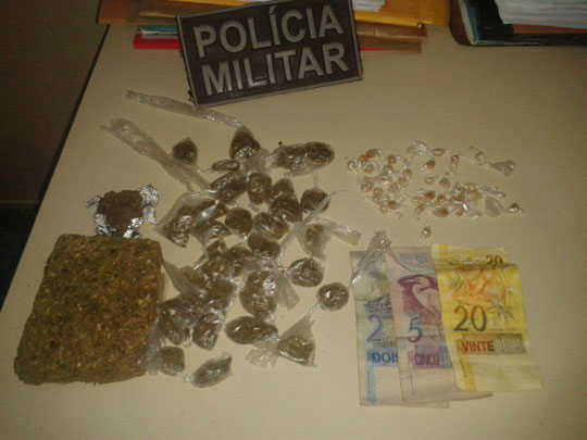 Ibicoara: Polícia apreende drogas e prende acusados de tráfico