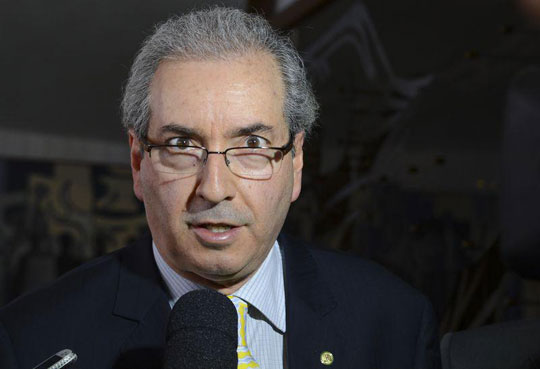 Eduardo Cunha é denunciado na Lava Jato por receber propina em contas na Suíça