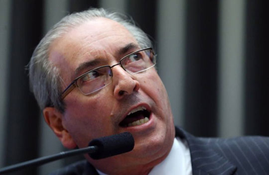 STF avalia barrar Cunha na Presidência
