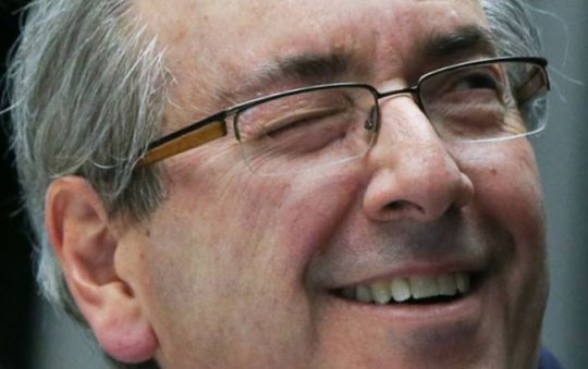 Eduardo Cunha pode assumir a presidência do país em junho