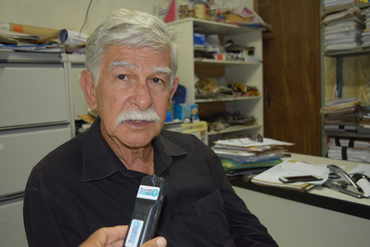 Brumado: Visando contenção de despesas, Eduardo Vasconcelos fala em manter pastas na geladeira