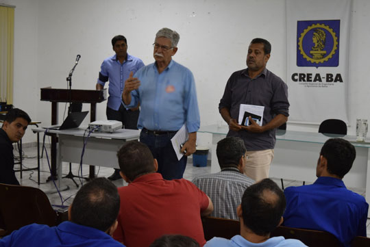 CREA promove diálogo com candidatos a prefeito de Brumado