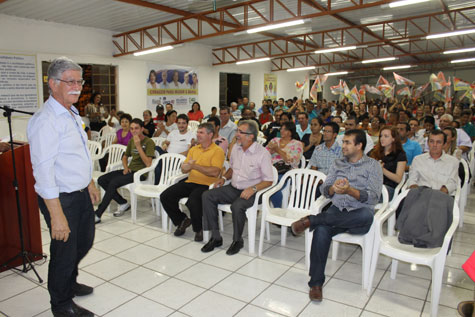 Eleições 2014: Eduardo Vasconcelos inaugura comitê do PSB em Brumado