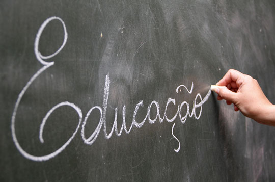 Unesco: Países precisam aumentar investimento em educação