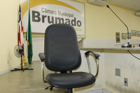 Alessandro e Castilho vão disputar a presidência da Câmara de Brumado